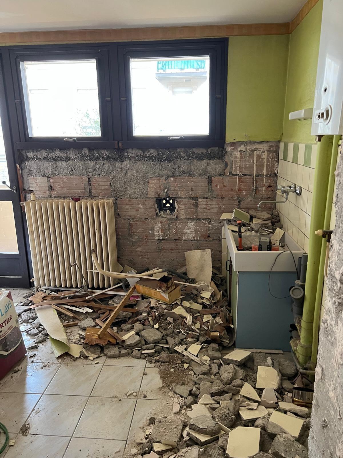 photo d'une cuisine en chantier